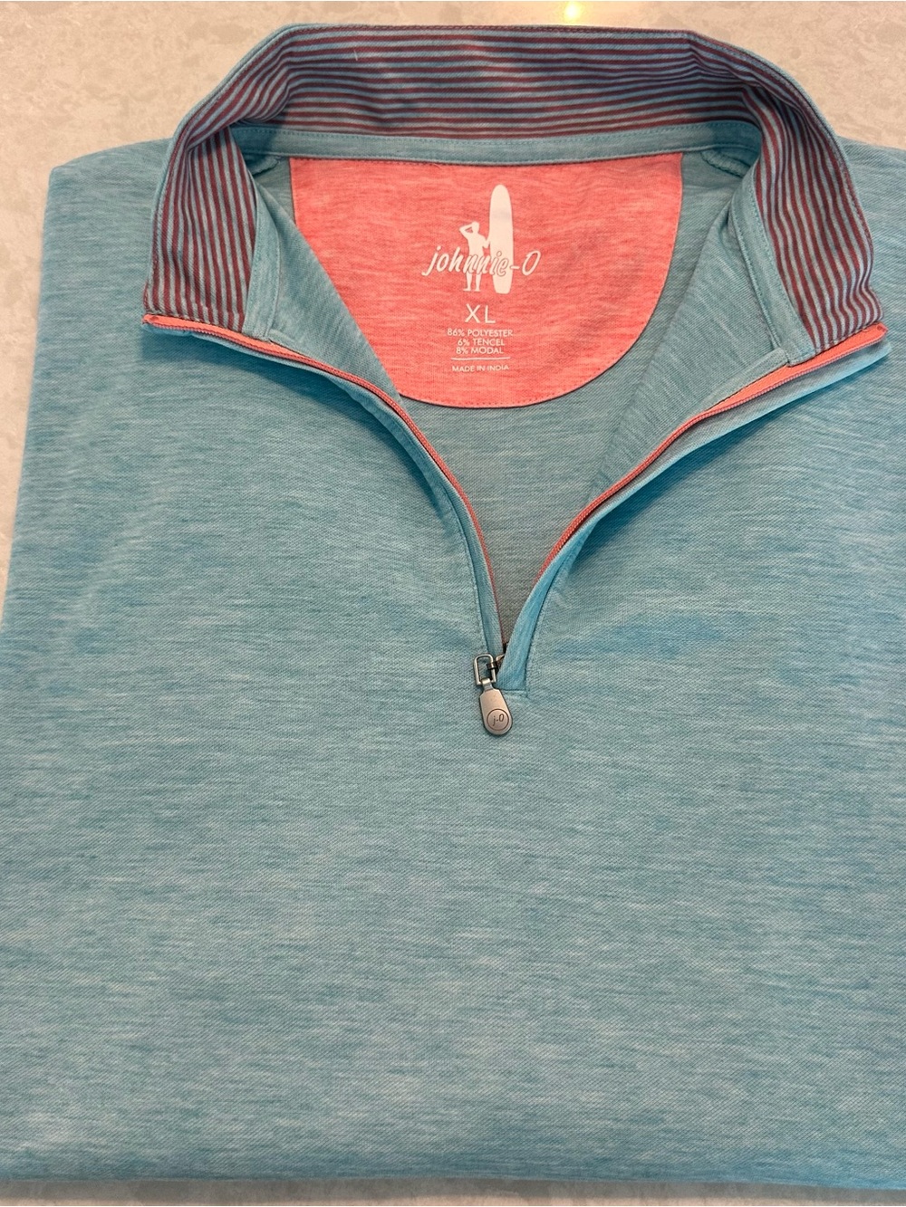 johnnie-O Coral Heather Logo Tee with Surf Graphic - Picture 7 of 11